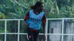 Aly Ndom siap memperkuat lini belakang Persijap Jepara saat menghadapi PSIM Yogyakarta di laga Liga Super. Foto LIB