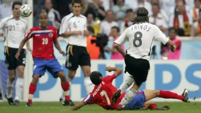 Nama Torsten Frings muncul di Breaking Bad dan dikenang lewat gol spektakuler di Piala Dunia 2006. Foto FIFA