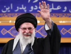 Ayatollah Ali Khamenei Meninggal Dunia, Iran Melawan