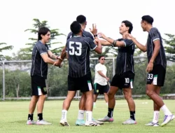 Lini Belakang Rapuh, Persebaya Fokus Benahi Transisi Defensif