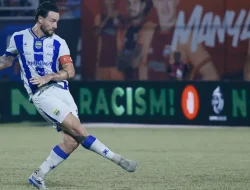 Persib Ditahan Borneo FC, Marc Klok Sebut Tim Harus Evaluasi