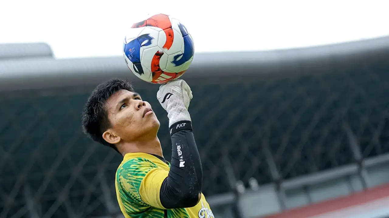 Kiper PSIM Cahya Supriadi masuk provisional squad Timnas Indonesia untuk FIFA Series 2026 versi pelatih John Herdman.