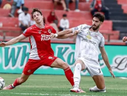 Semen Padang Semakin Terancam di Jurang Degradasi