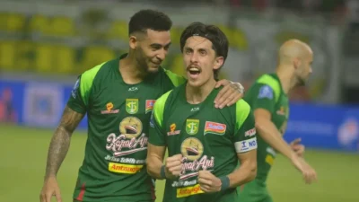 Persebaya Bangkit Lewat Kemenangan Taktis dan Kokoh di Kandang