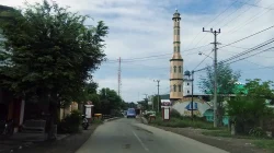 BLT Dana Desa Salassae Diantar ke Rumah Lansia