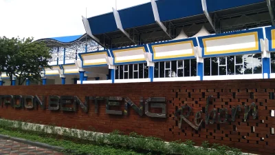 Carlos Pena: Tyronne del Pino Belum 100 Persen Jelang PSM vs Persita