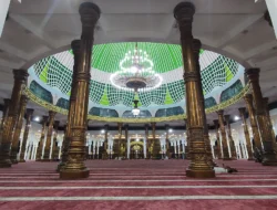 Ketua DMI Ajak IAS Salat Magrib di Masjid Agung
